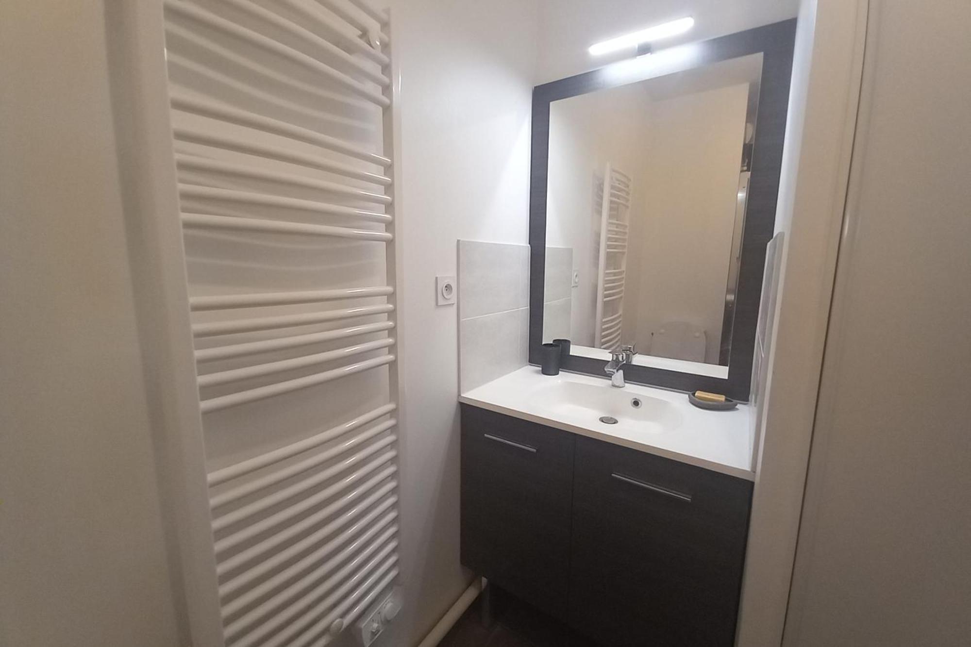 69A - Cosy Studio Ideally Located Lyon Gerland Lião Exterior foto