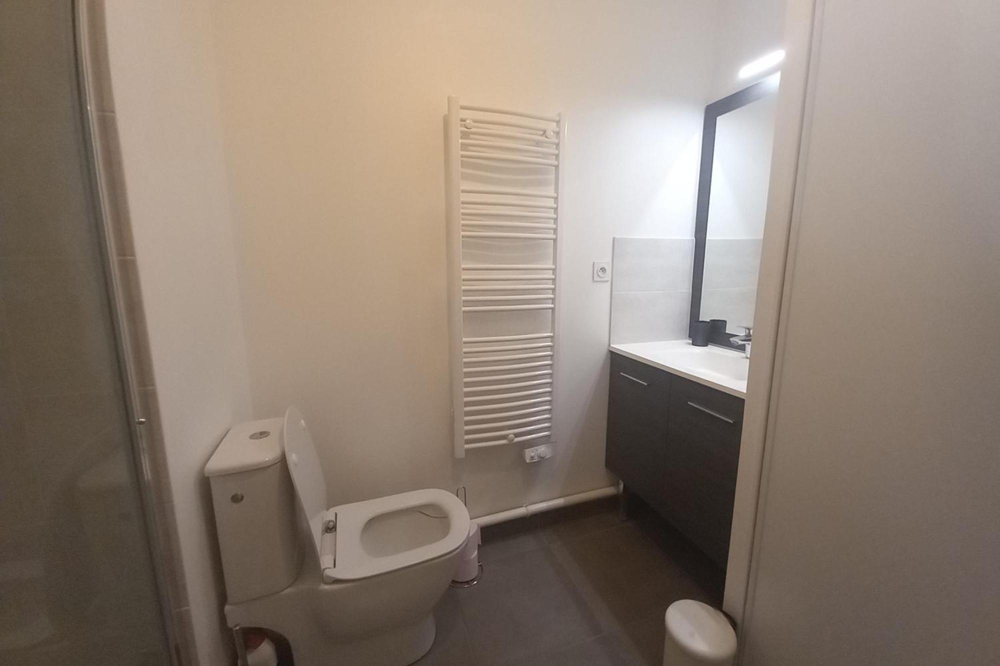 69A - Cosy Studio Ideally Located Lyon Gerland Lião Exterior foto